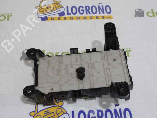 Fuse box SUZUKI GRAND VITARA II (JT, TE, TD) 1.9 DDiS All-wheel Drive (JT419, TD44, JB419WD, JB419XD,... | BP763402E1 
