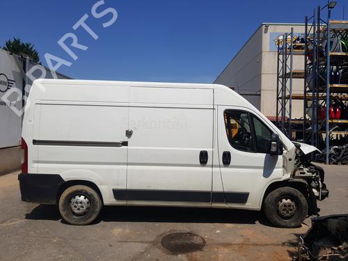 Andre PEUGEOT BOXER Van 2.2 BlueHDi 140 | BP37639198O1 - Image 22