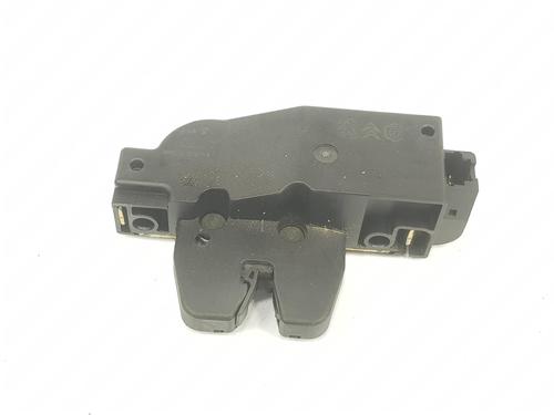 Used Tailgate lock PEUGEOT 407 (6D_) 2.0 HDi (6DRHRH) (140 hp) 8281689