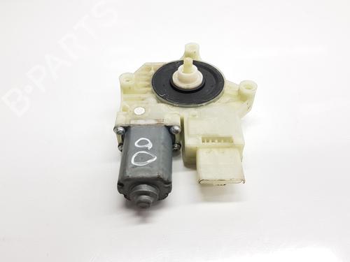 Right front window motor PEUGEOT 308 II (LB_, LP_, LW_, LH_, L3_) 1.2 THP 130 | BP22610962E20 