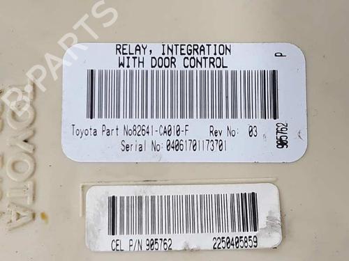 Fuse box TOYOTA AVENSIS Saloon (_T25_) 2.0 VVT-i (AZT250_, AZT250R) | BP6335946E1 