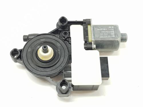 Used Left rear window motor SEAT LEON (5F1) 1.5 TSI (130 hp) 18321420