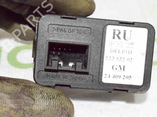 Left front window switch OPEL COMBO Box Body/MPV 1.3 CDTI 16V | BP1363036I27 