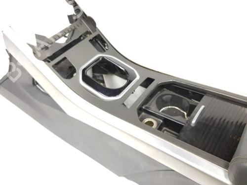 Armrest / Center console LAND ROVER RANGE ROVER EVOQUE (L538) 2.2 D 4x4 | BP17532664I20 