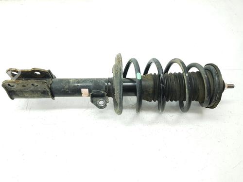 Used Right front shock absorber TOYOTA YARIS (_P13_) 1.4 D (NLP130_, NLP130) (90 hp) 15259839