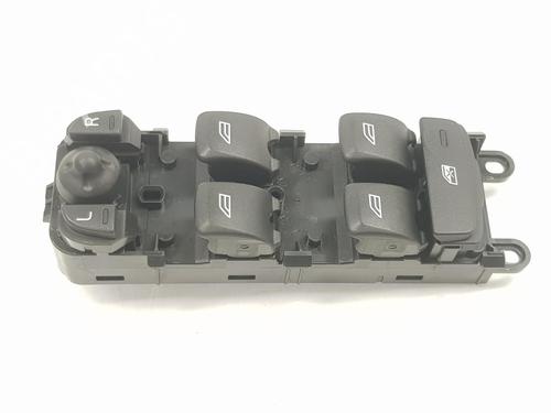Used Left front window switch LAND ROVER DISCOVERY III (L319) 2.7 TD 4x4 (190 hp) 15616205