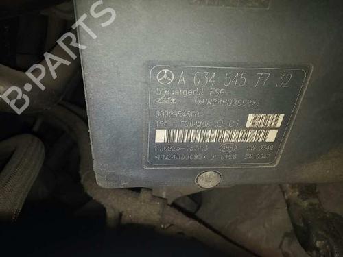 Portierruitmotor rechtsvoor MERCEDES-BENZ C-CLASS (W203) C 220 CDI (203.008) | BP1531992E20 