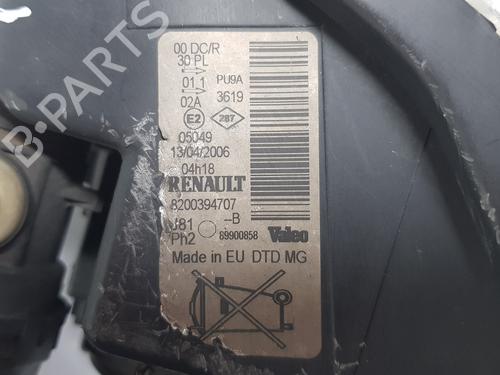 Right headlight RENAULT ESPACE IV (JK0/1_) 2.0 dCi (JK01, JK02, JK1J, JK1K, JK1H) | BP31574923C29 