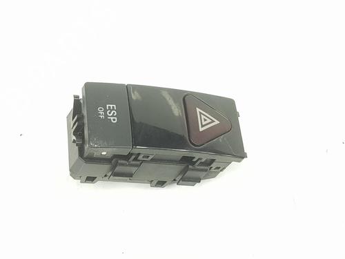 Used Warning switch MERCEDES-BENZ C-CLASS (W204) C 220 CDI (204.002) (170 hp) 5768040