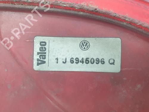 Right taillight VW GOLF IV (1J1) 1.9 TDI | BP9840875C35 