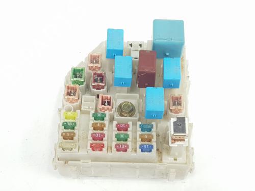 Fuse box TOYOTA RAV 4 II (_A2_) 2.0 4WD (ACA21, ACA20) | BP31593517E1 