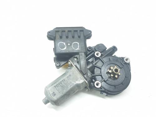 Used Right front window motor TOYOTA AURIS (_E18_) 1.2 (NRE185_, NRE185R) (116 hp) 18169181