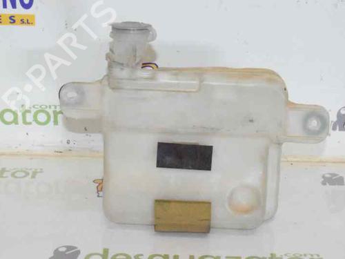 Windscreen washer tank TOYOTA LAND CRUISER 90 (_J9_) 3.0 D-4D 4WD (KDJ90_, KDJ95_, KDJ90W, KDJ95W) | BP7420221C113 