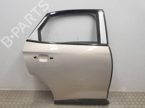 Used Right rear door Right rear door 39192644 39192644