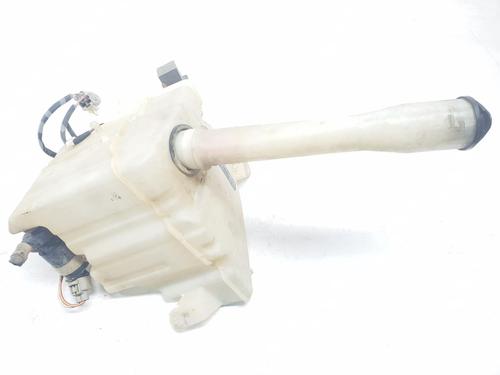 Used Windscreen washer tank TOYOTA LAND CRUISER 90 (_J9_) 3.0 D-4D 4WD (KDJ90_, KDJ95_, KDJ90W, KDJ95W) (163 hp) 16776073