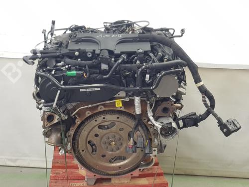 engine-jaguar-f-pace-x761-2015-37424399 main image