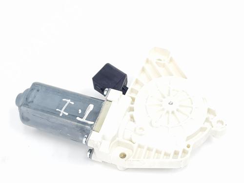 Rudehejsemotor bagstkærm venstre MERCEDES-BENZ CLA Coupe (C117) CLA 220 CDI / d (117.303) | BP29194265E23