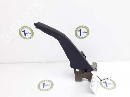 Used Hand brake MITSUBISHI PAJERO III (V7_W, V6_W) 3.2 Di-D (V68W, V78W) (165 hp) 8773849