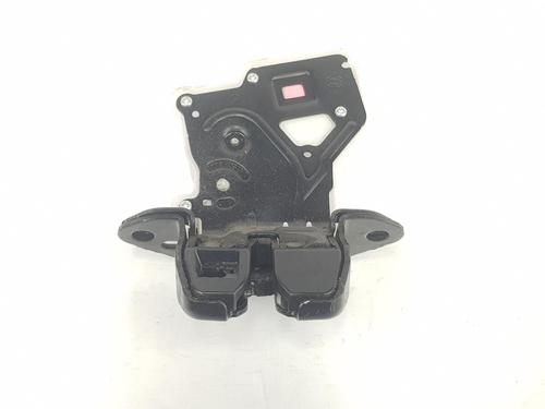 Used Tailgate lock RENAULT KADJAR (HA_, HL_) 1.5 dCi 110 (HLA3) (110 hp) 10283526