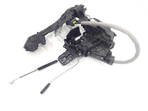 Front left lock MERCEDES-BENZ C-CLASS (W205) C 220 BlueTEC / d (205.002, 205.004) | BP4616851C98 