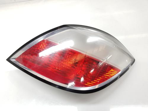 Used Right taillight OPEL ASTRA H (A04) 1.9 CDTI 16V (L48) (120 hp) 17752360