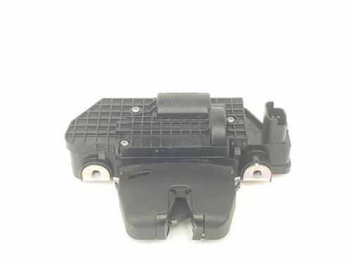 Used Tailgate lock PEUGEOT 3008 I MPV (0U_) 1.6 HDi 115 / BlueHDi 115 (116 hp) 16687302