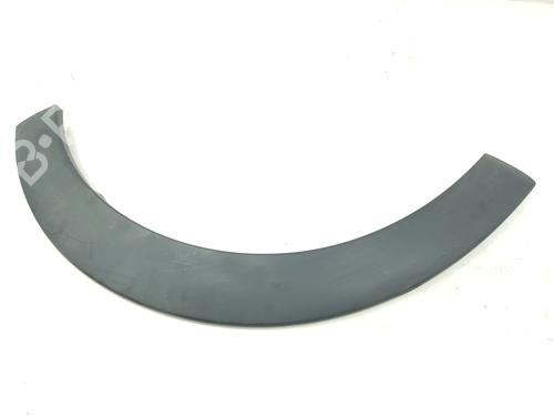 Used Front right wheel arch trim Front right wheel arch trim 36807473 36807473