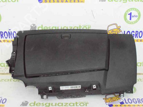 Used Glove box BMW 1 (E87) 120 d (163 hp) 1910791