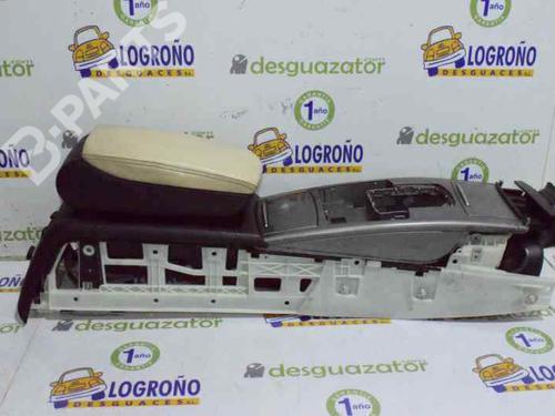 Used Armrest / Center console Armrest / Center console AUDI A6 C6 (4F2) 3.2 FSI (255 hp) 7893876 7893876