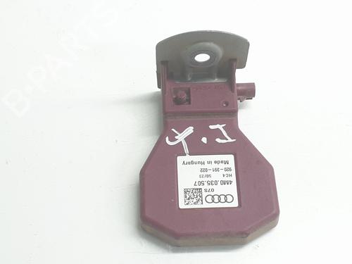 BP30548986M83 main image