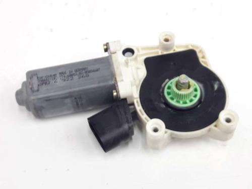Used Right front window motor BMW 5 (E60) 530 d (218 hp) 3383555