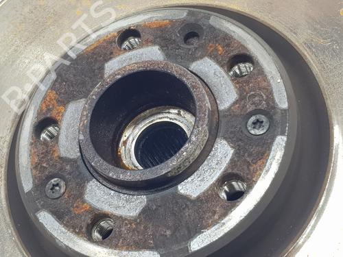 Left front steering knuckle PEUGEOT 3008 II SUV (MC_, MR_, MJ_, M4_) 1.5 BlueHDi 130 | BP29729552M25
