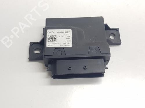 Used Electronic module Electronic module AUDI Q3 Sportback (F3N) 2.5 RS TFSI quattro (400 hp) 35764902 35764902