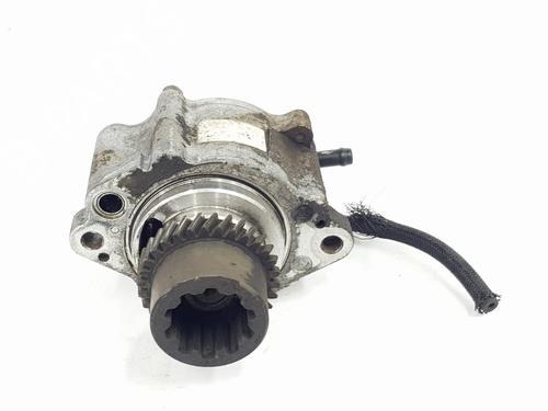 Used Vacuum pump Vacuum pump TOYOTA LAND CRUISER PRADO (_J12_) 3.0 D-4D (KDJ120, KDJ125) (166 hp) 35737360 35737360