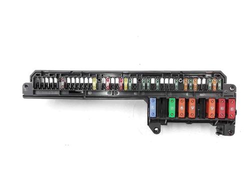 Used Fuse box BMW 5 (E60) 520 d (177 hp) 6026371