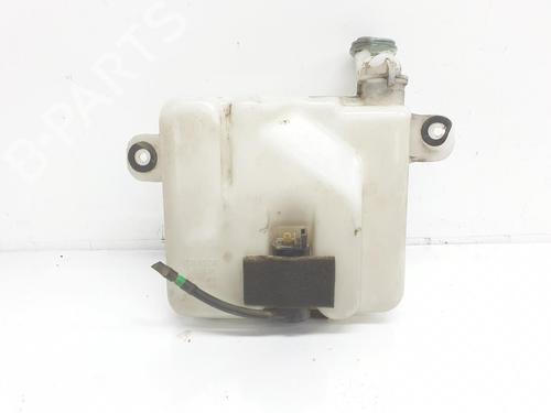 Used Windscreen washer tank TOYOTA LAND CRUISER 90 (_J9_) 3.0 D-4D 4WD (KDJ90_, KDJ95_, KDJ90W, KDJ95W) (163 hp) 9740526