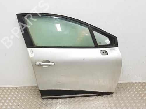 Used Right front door Right front door 37514041 37514041