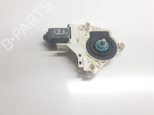Used Right rear window motor AUDI Q5 (8RB) 2.0 TDI (143 hp) 24439801