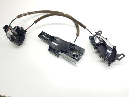 Used Rear right lock RENAULT KADJAR (HA_, HL_) 1.6 dCi 130 4x4 (HLA4) (130 hp) 31573452