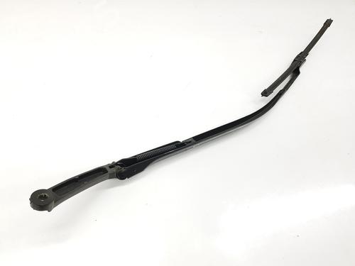 Used Front windshield wiper arm MASERATI LEVANTE SUV (M161) 3.0 D Q4 (275 hp) 26903732