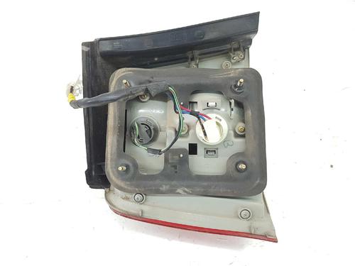 Right taillight KIA CARENS II MPV (FJ) 2.0 CRDi | BP6045831C35 