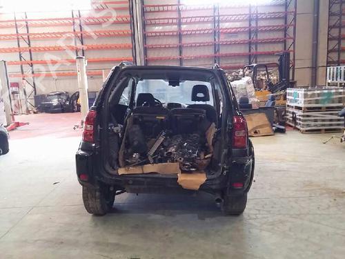 Sikringsdåse TOYOTA RAV 4 II (_A2_) 2.0 D 4WD (CLA20_, CLA21_, CLA20R, CLA21R) | BP2987820E1 