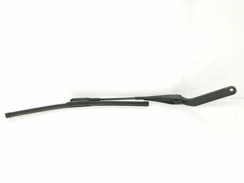 Used Front windshield wiper arm BMW 1 (E87) 118 d (143 hp) 7920716