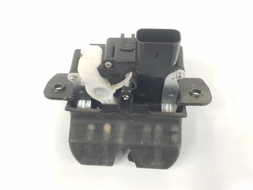 Used Tailgate lock HYUNDAI TUCSON (TL, TLE) 1.7 CRDi (116 hp) 6070303