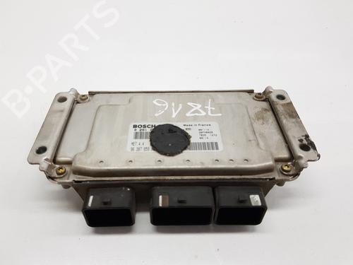 Used Engine control unit (ECU) CITROËN XSARA (N1) 1.6 16V (109 hp) 21201228