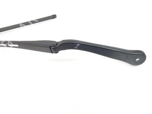 Front windshield wiper arm BMW 3 Touring (E91) 318 d | BP6479576C143 