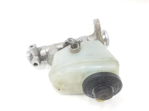 Used Brake master cylinder TOYOTA LAND CRUISER 90 (_J9_) 3.0 D-4D 4WD (KDJ90_, KDJ95_, KDJ90W, KDJ95W) (163 hp) 17683197