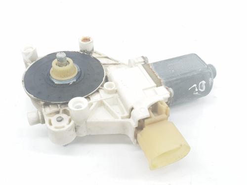 Used Left front window motor BMW 1 (E81) 116 i (115 hp) 8364410