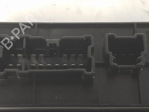 Left front window switch NISSAN JUKE (F15) 1.2 DIG-T | BP8680895I27 