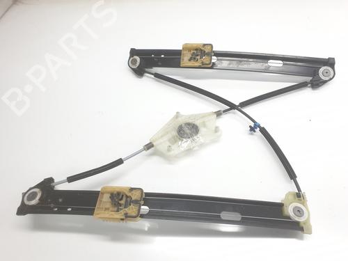 Rudehejsemekanisme Højre foran SEAT LEON Sportstourer (KL8, KLD) 1.5 eTSI | BP30549099C23